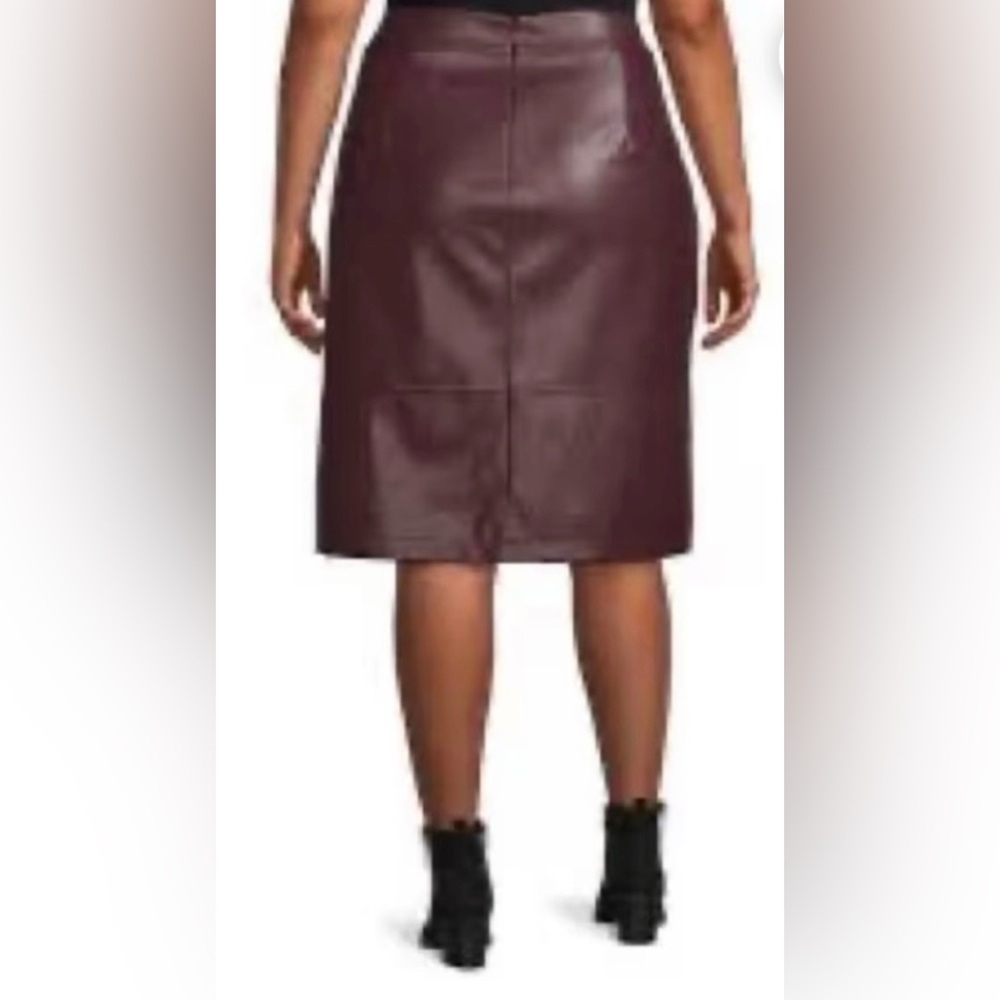 Women’s‎ Liz Claiborne 14W Burgundy Wine Faux Leather Skirt - Picture 2 of 11